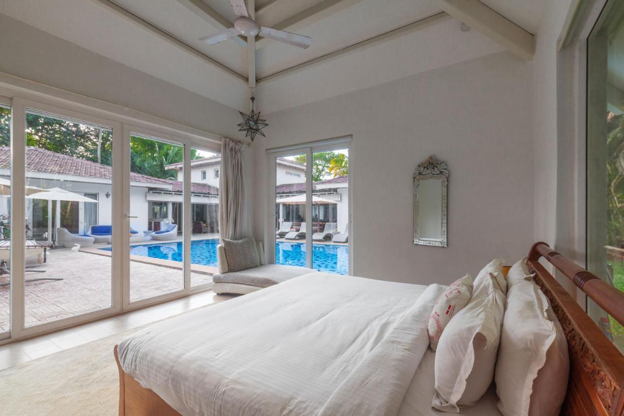 Hamptons Charm By Stayvista Luxury 5Br With Pool, Lawn & Table Tennis Alībāg Extérieur photo